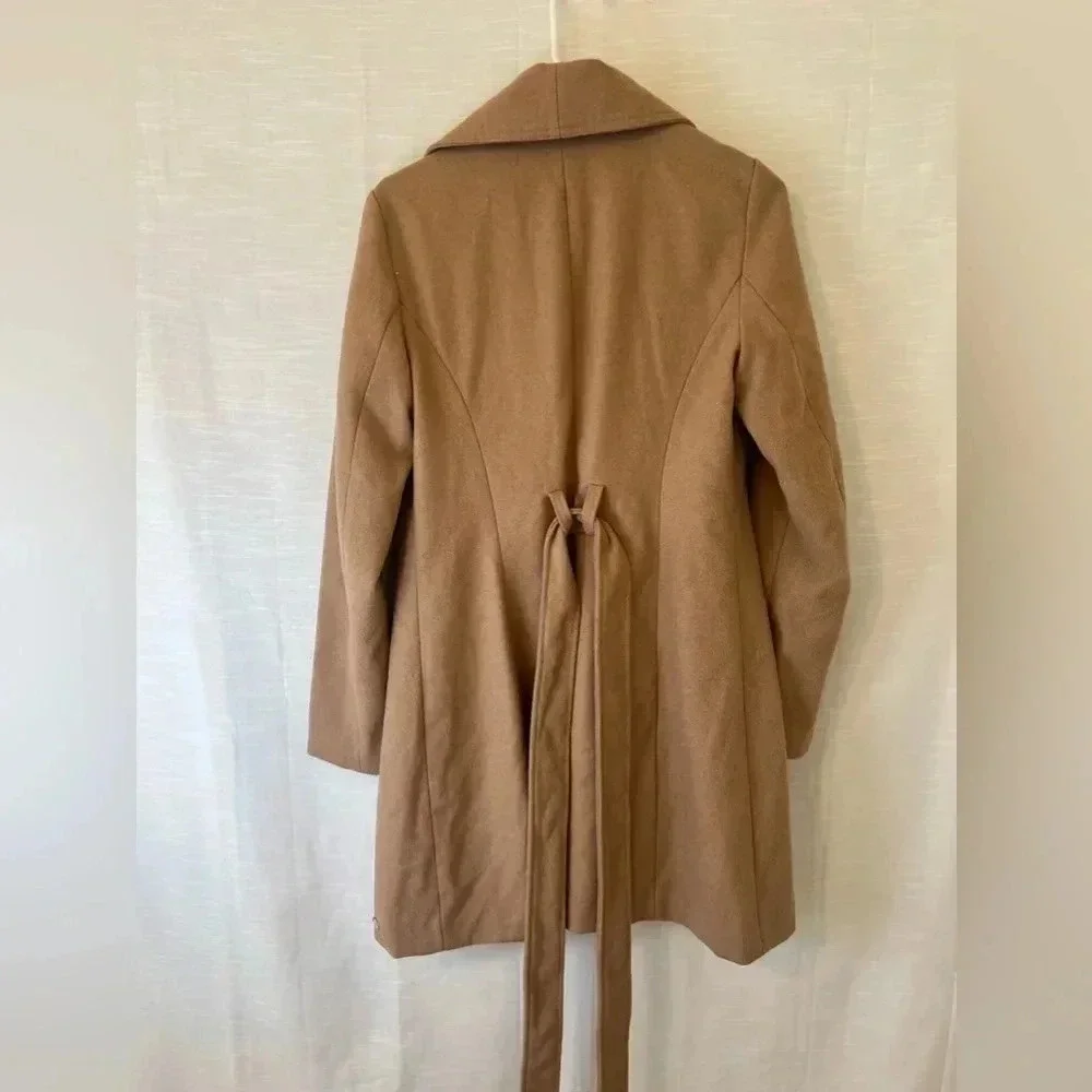 Guess Coat - Picture 7 of 7